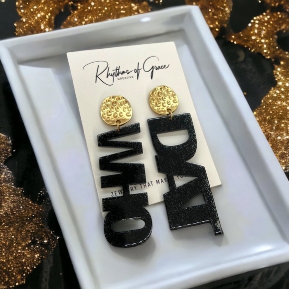Jewelry - Get Your Game On: NWT New Orleans Saints Who Dat Dangle Earrings! Black & Gold